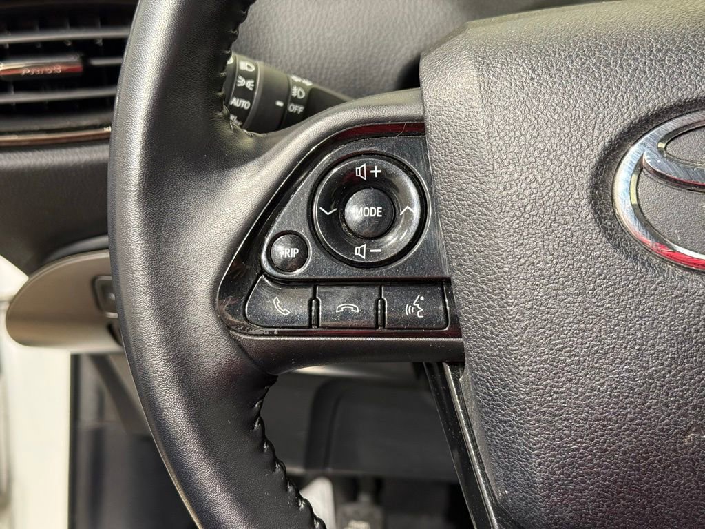 Used 2021 Toyota Prius FWD image 21