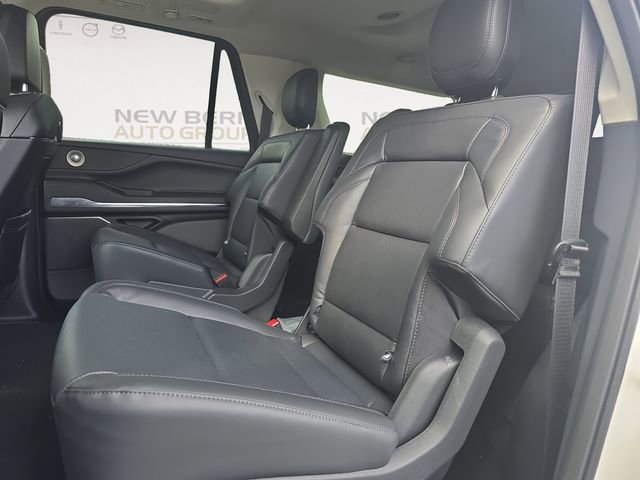 New 2026 Lincoln Navigator L Reserve image 43