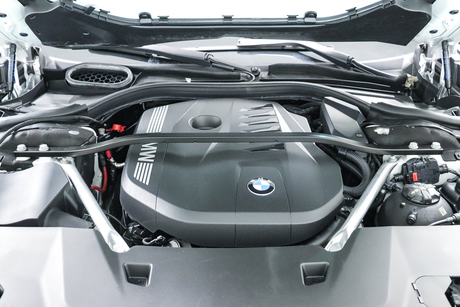 Certified 2023 BMW 740i RWD image 27