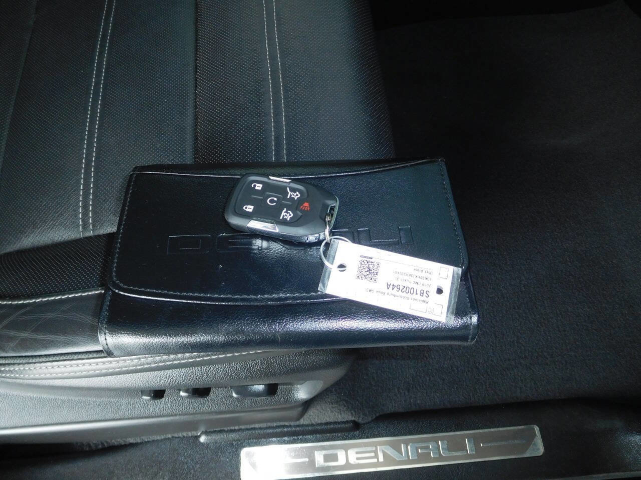 Used 2019 GMC Yukon XL Denali AWD/4WD image 19