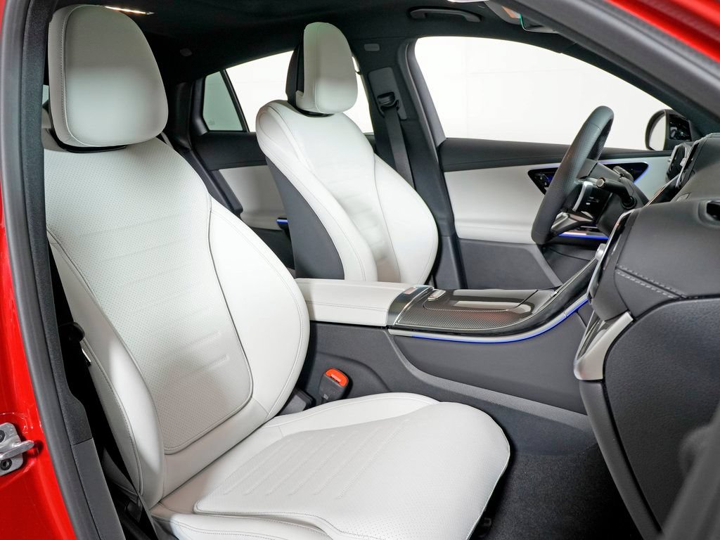 Certified 2026 Mercedes-Benz GLC 300 4MATIC image 31