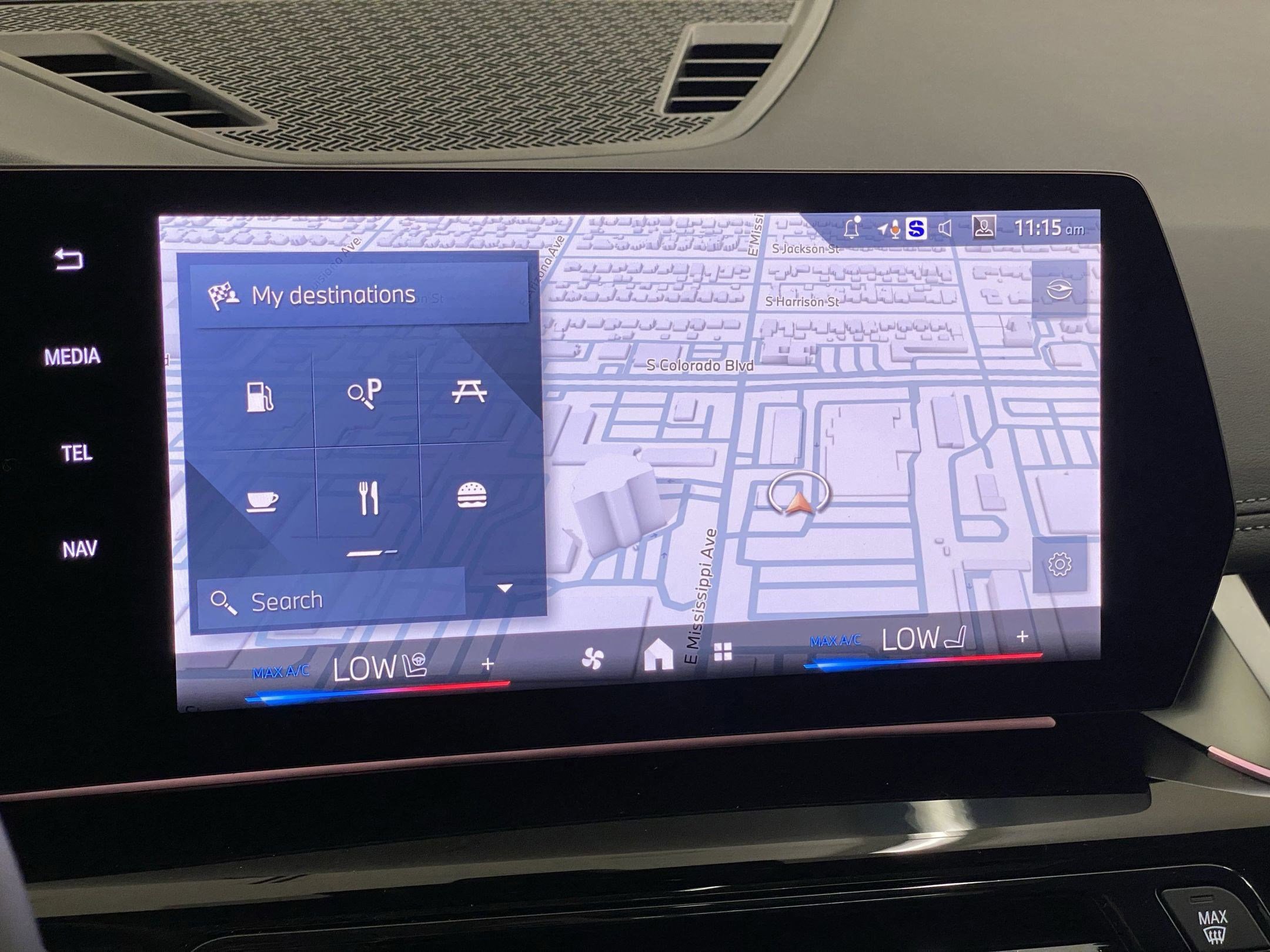 Used 2025 BMW X1 xDrive28i w/ Premium Package image 25