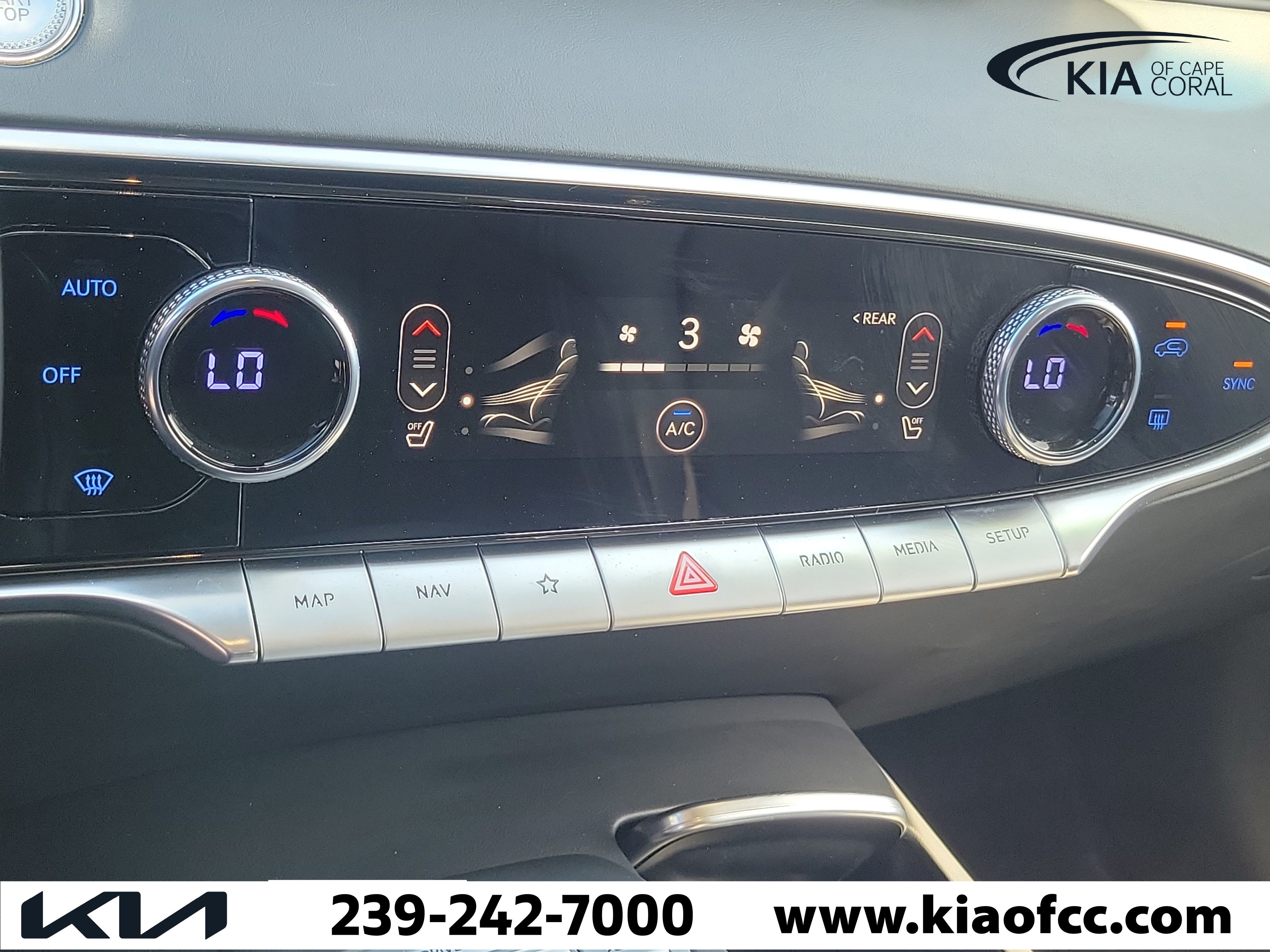 Used 2023 Genesis GV70 2.5T AWD/4WD image 27