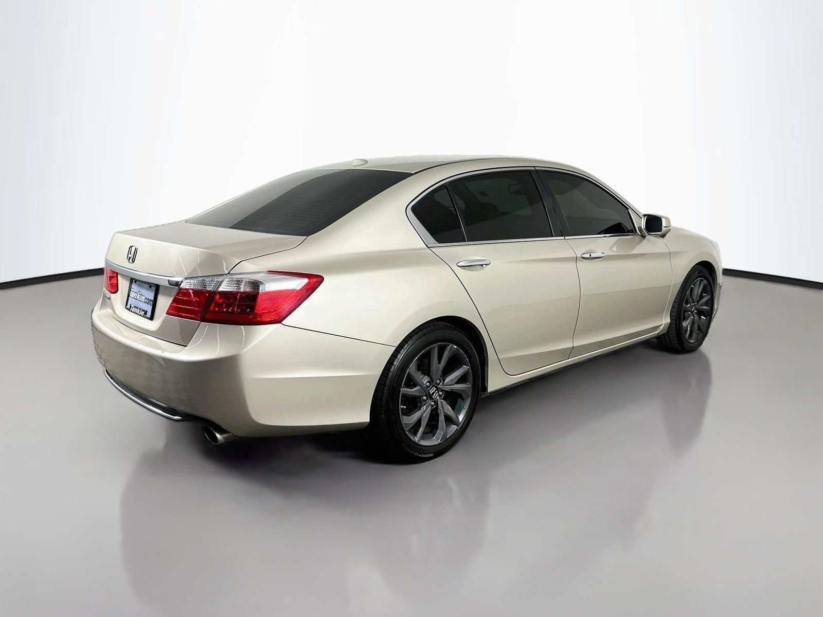 Used 2015 Honda Accord EX-L image 8