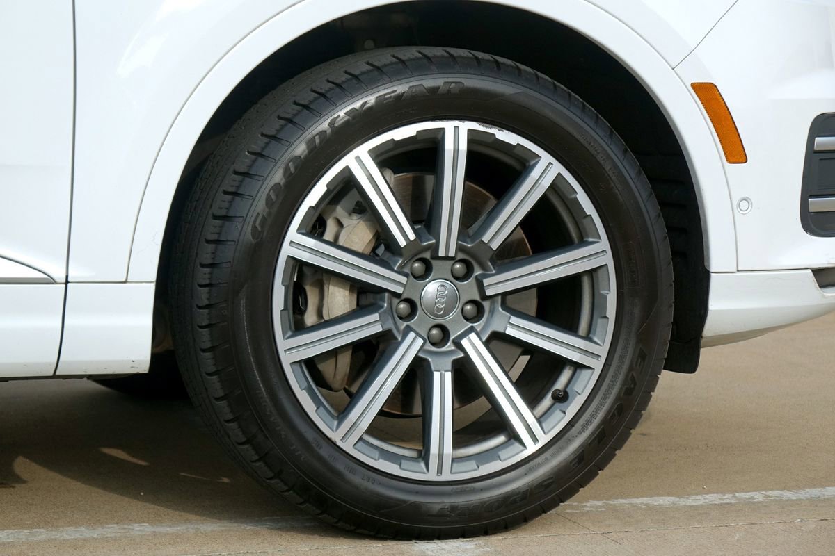 Used 2019 Audi Q7 2.0T Premium Plus w/ Premium Plus Package AWD/4WD image 31