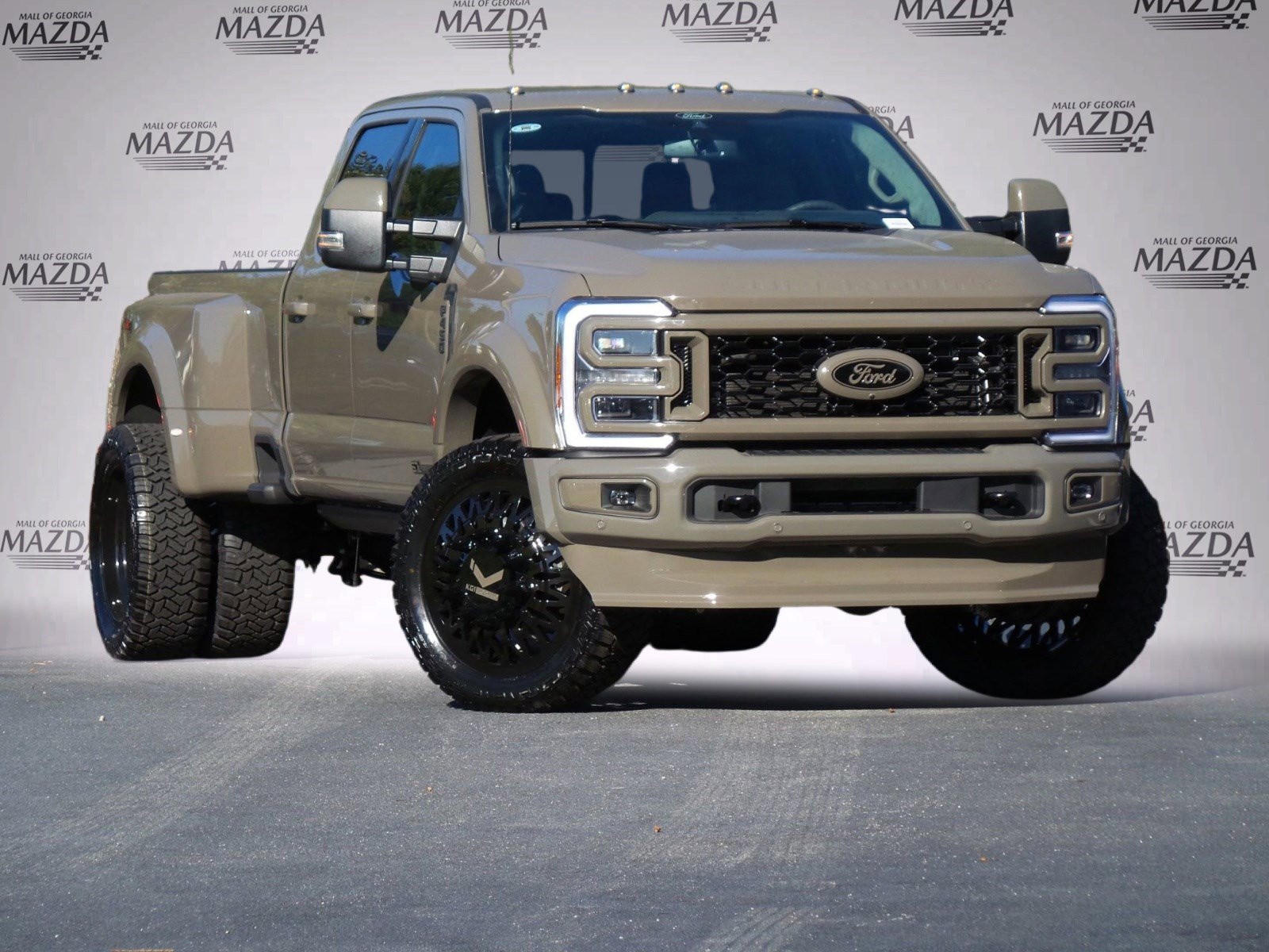 Used 2026 Ford F450 Platinum w/ Platinum Plus Package video 2