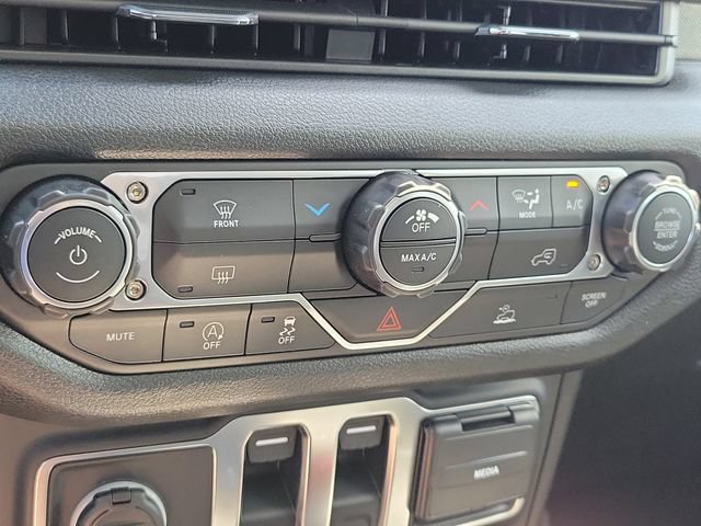 New 2026 Jeep Wrangler Sport AWD/4WD image 22