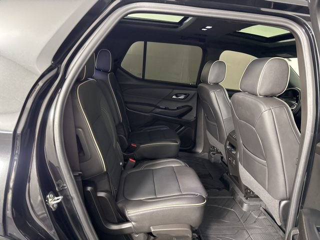 Used 2023 Chevrolet Traverse Premier w/ Redline Edition image 21
