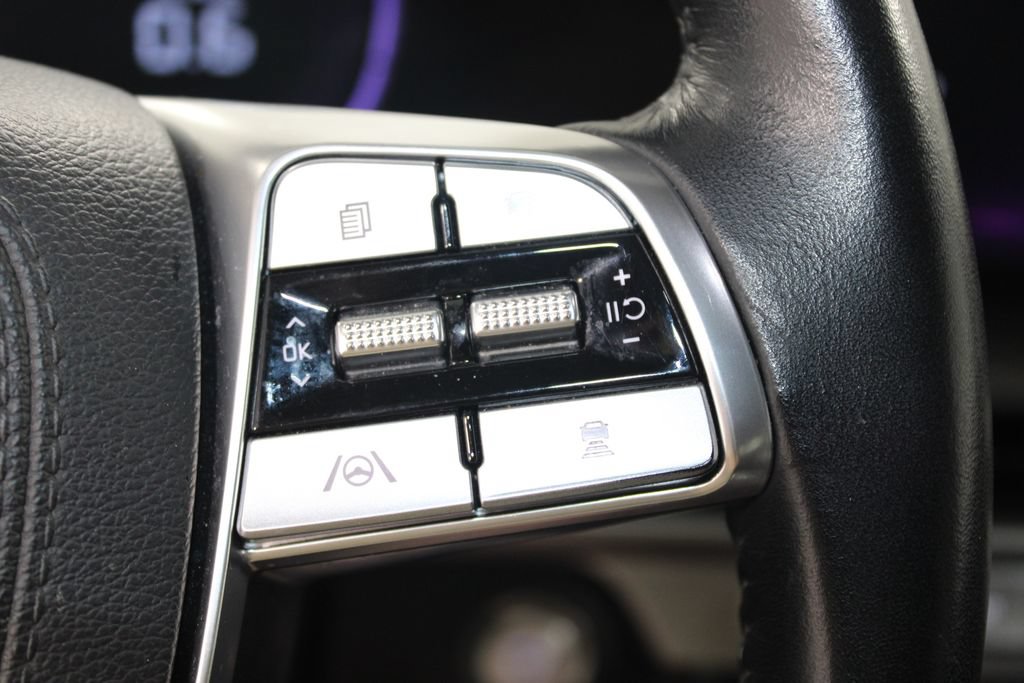 Used 2025 Kia Telluride S FWD image 35