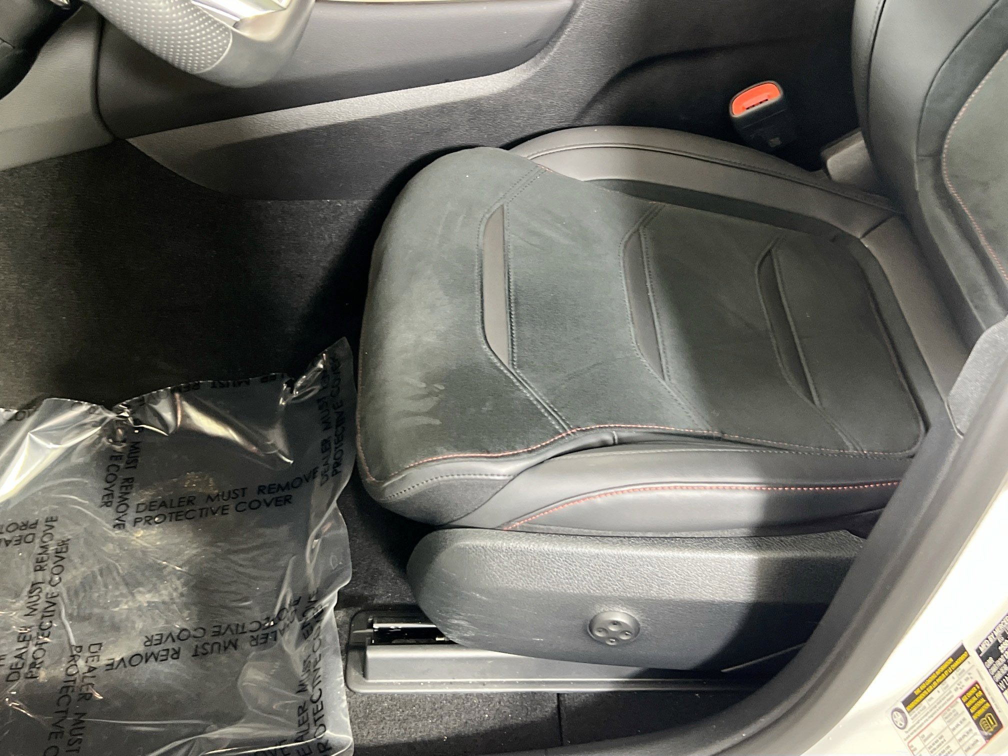 Used 2024 Mercedes-Benz GLC 43 AMG 4MATIC image 19