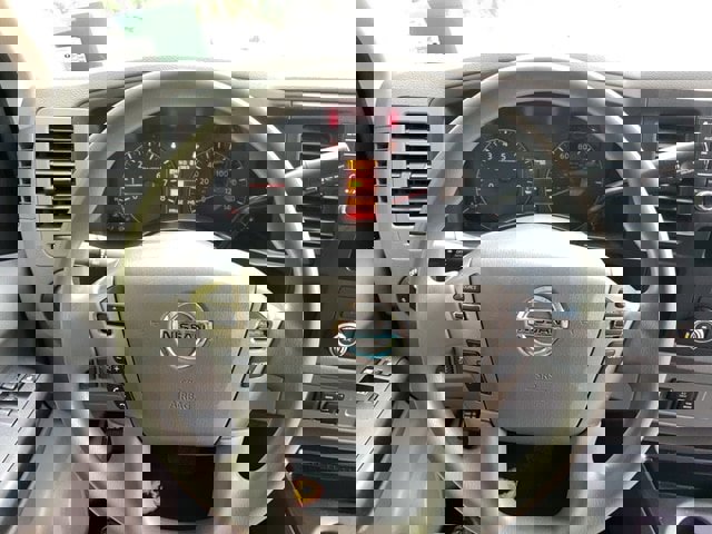 Used 2019 Nissan NV 2500 SV image 20