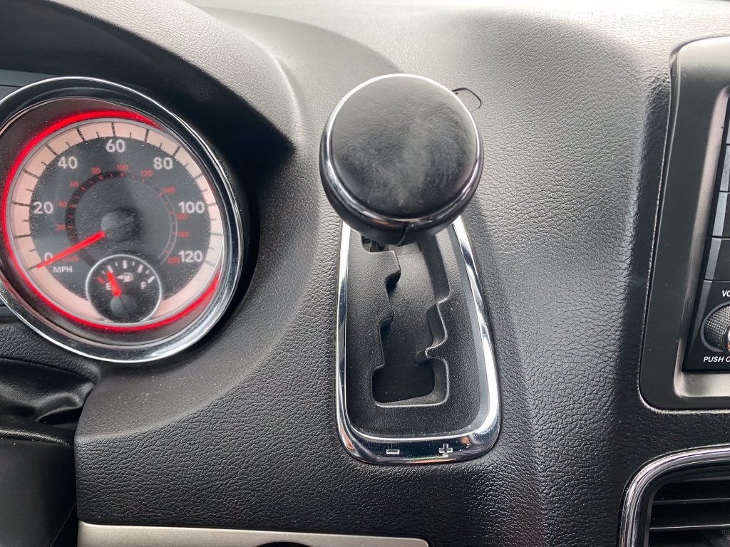 Used 2019 Dodge Grand Caravan GT FWD image 17