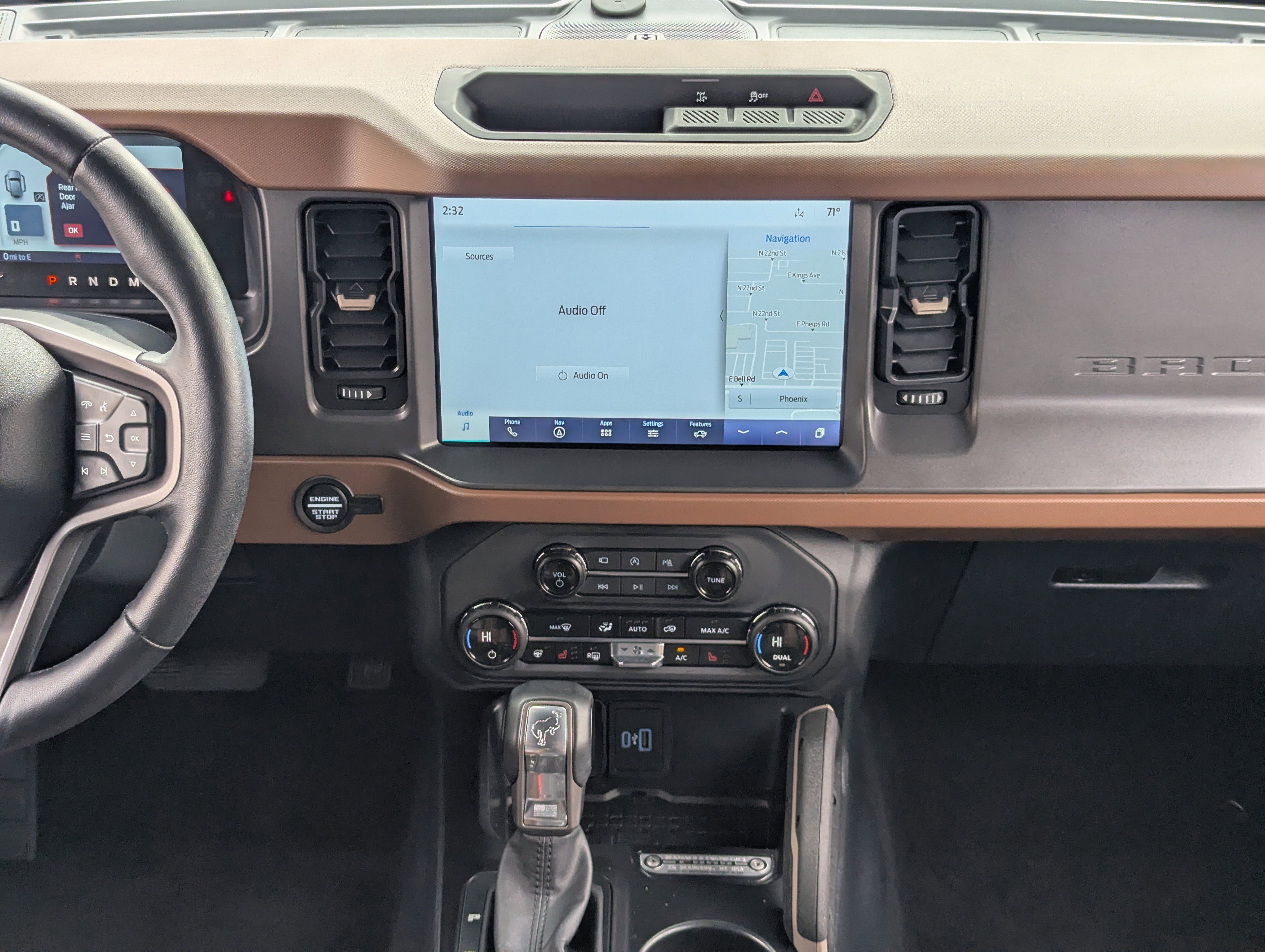 Used 2024 Ford Bronco Outer Banks image 14