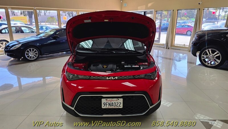 Used 2023 Kia Soul LX FWD image 8