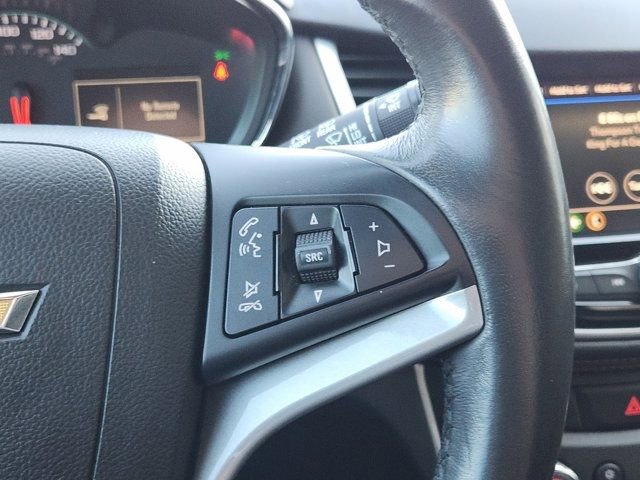 Used 2022 Chevrolet Trax LT w/ LT Convenience Package image 29