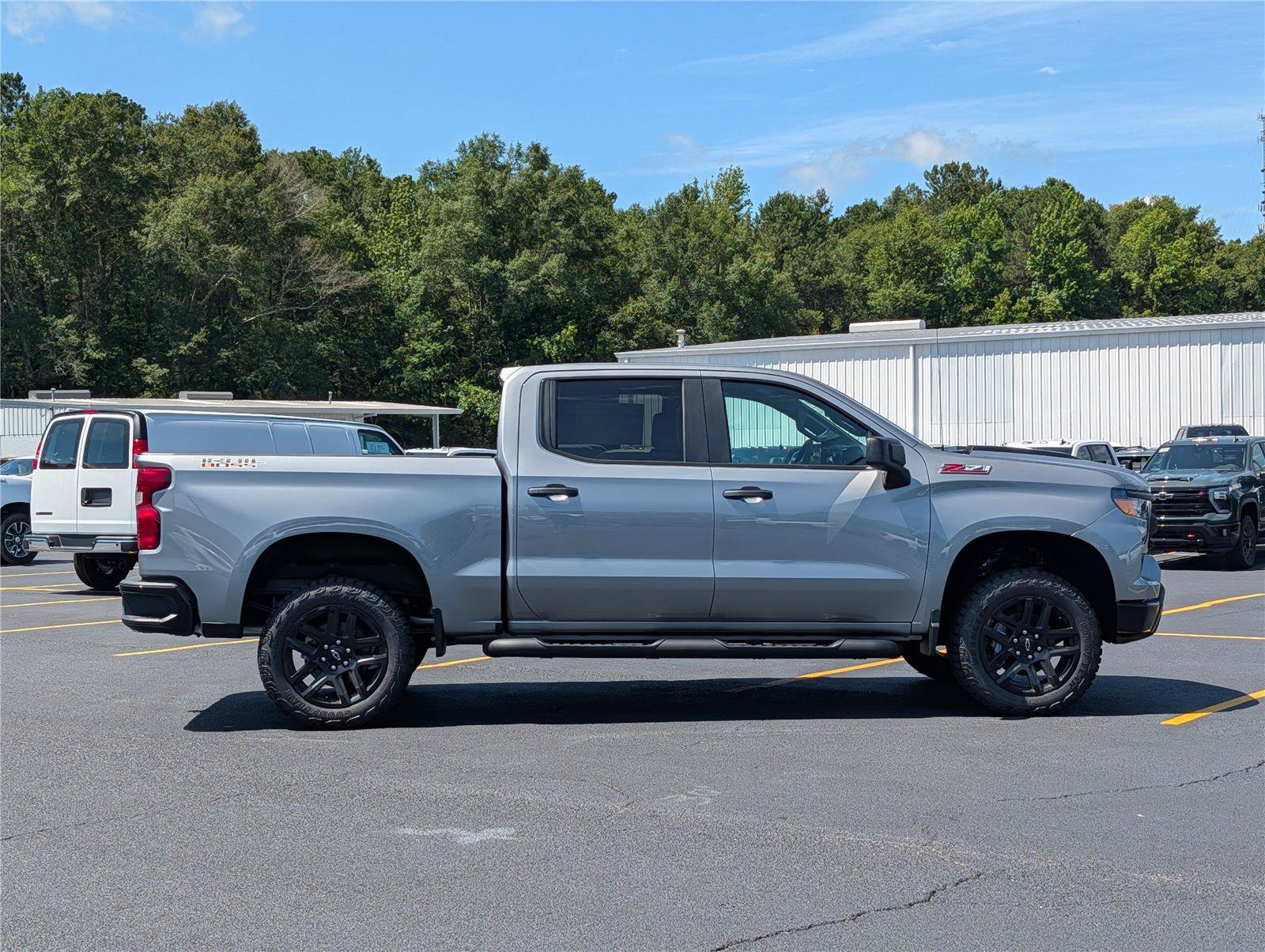 New 2026 Chevrolet Silverado 1500 Custom Trail Boss AWD/4WD image 7