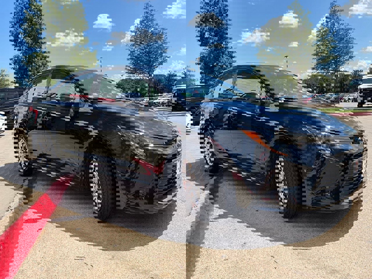 Used 2024 Toyota Corolla LE image 5