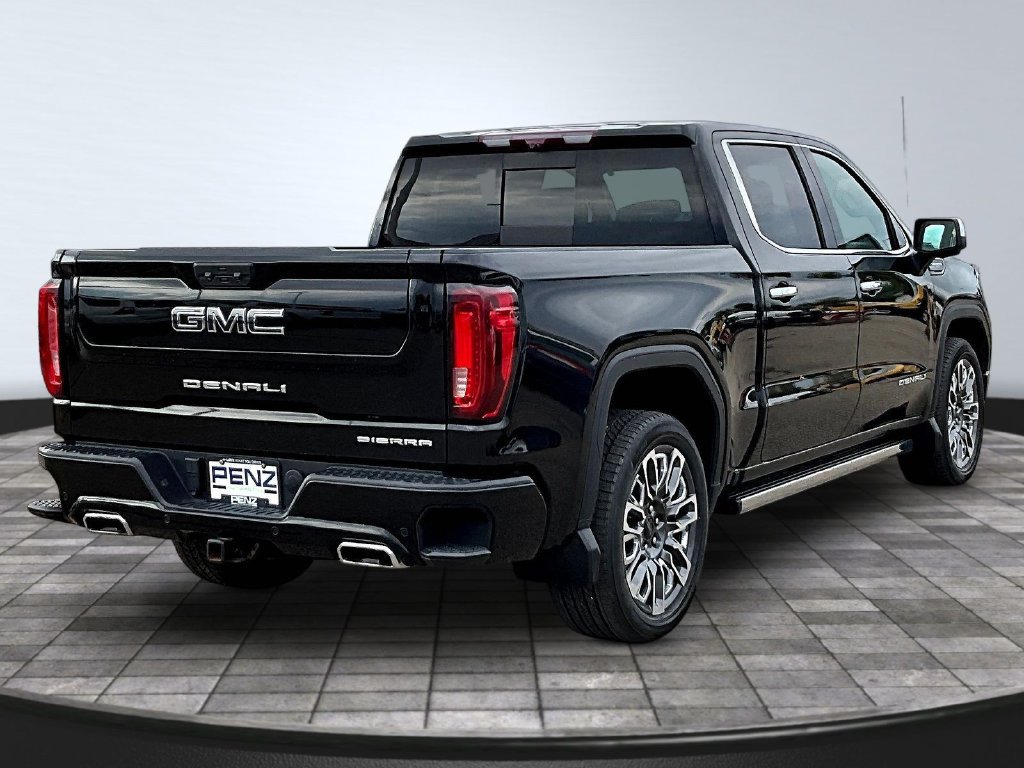 Used 2023 GMC Sierra 1500 Denali Ultimate AWD/4WD image 7