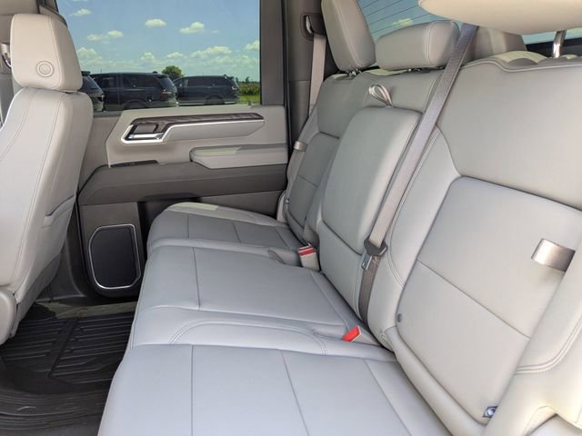 Used 2025 GMC Sierra 2500 SLT image 12