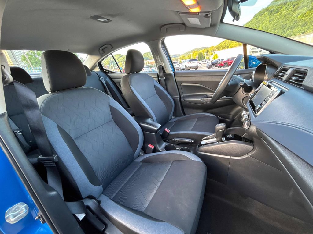 Used 2023 Nissan Versa SV FWD image 27