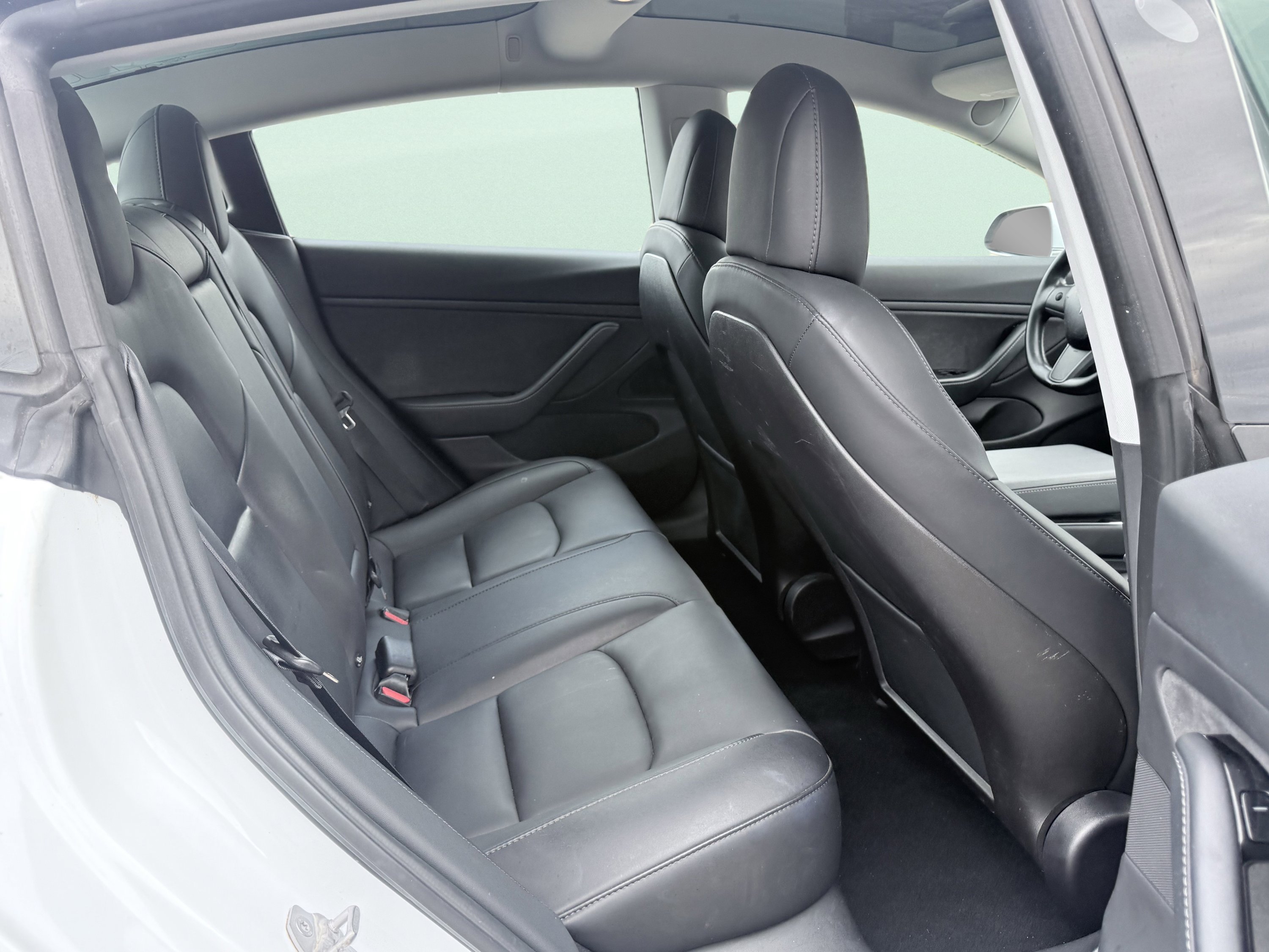 Used 2018 Tesla Model 3 Mid Range image 37