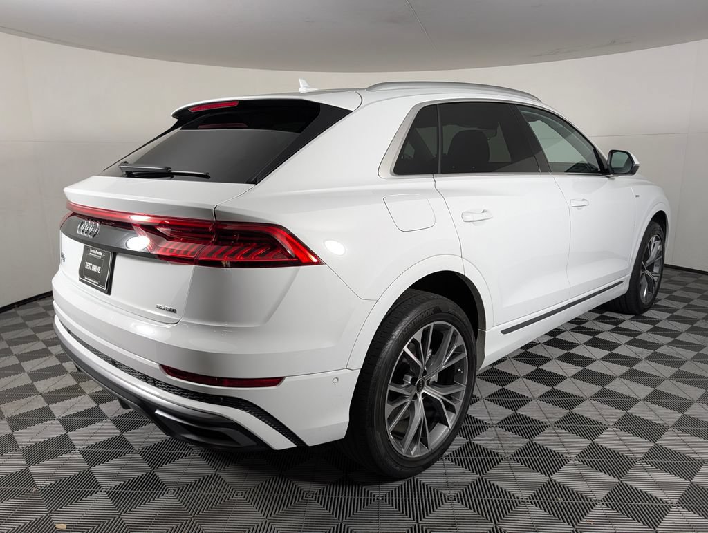 Used 2023 Audi Q8 Premium Plus w/ Premium Plus Package AWD/4WD image 7