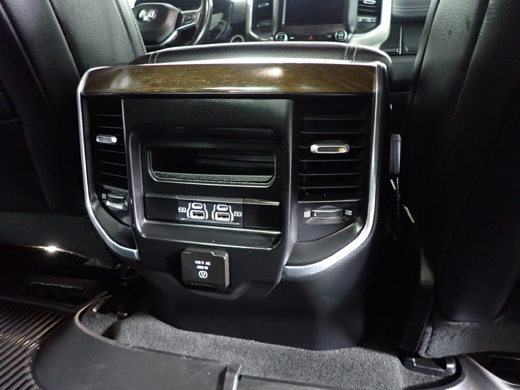 Used 2021 RAM 1500 Laramie AWD/4WD image 35
