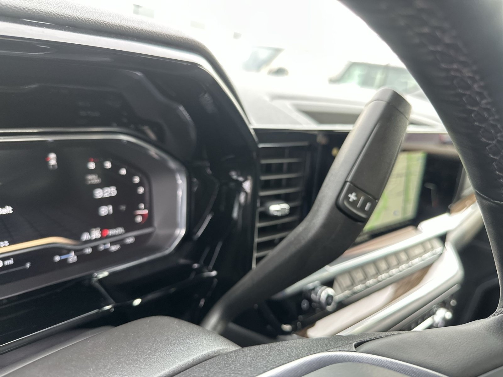 Used 2024 GMC Sierra 1500 Elevation AWD/4WD image 30