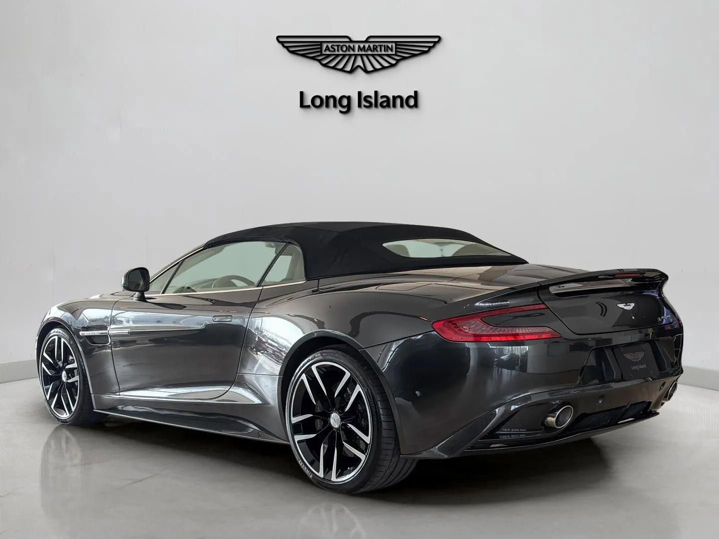 Used 2016 Aston Martin Vanquish Volante image 8