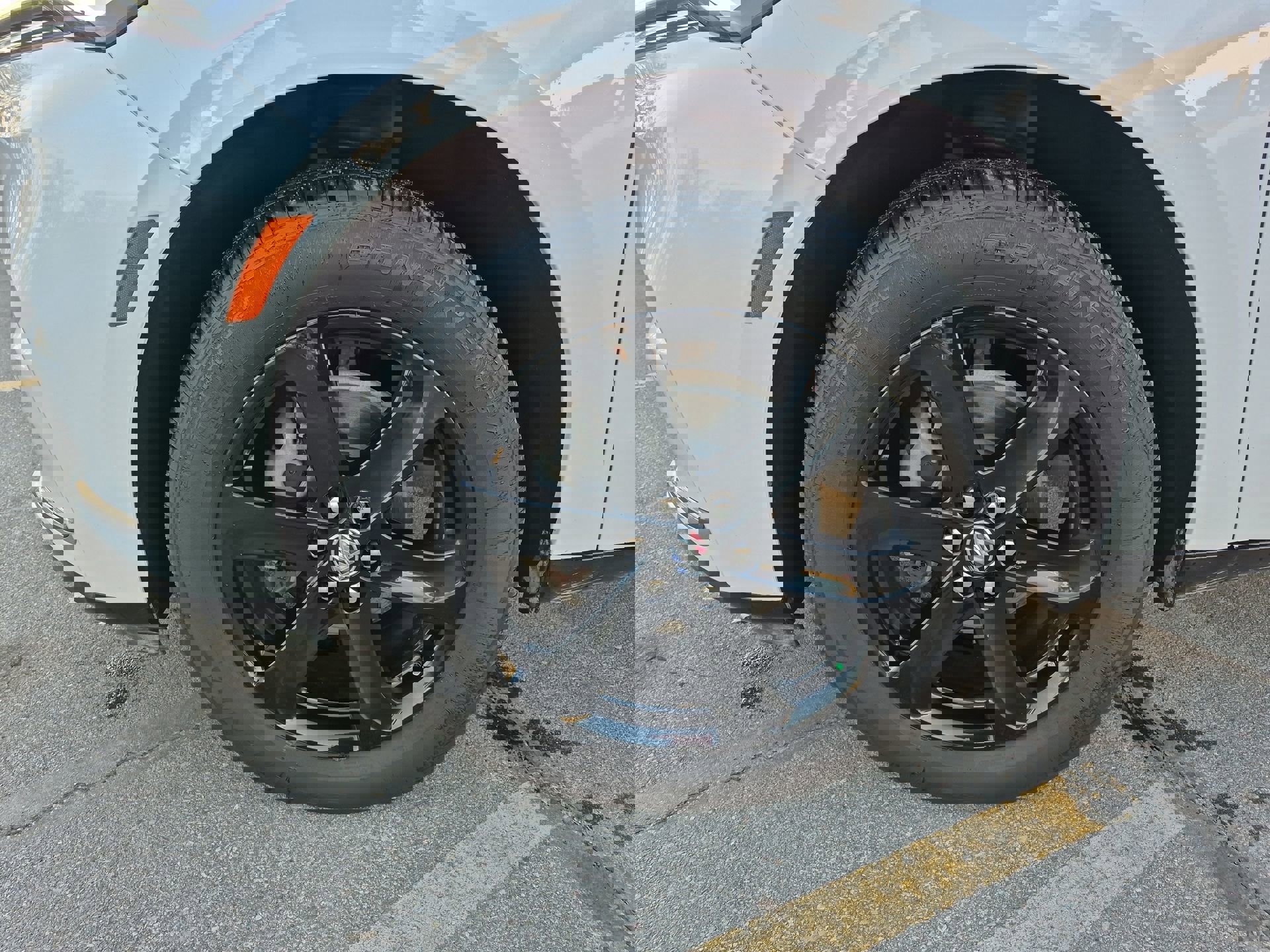 Used 2024 Buick Enclave Essence w/ Sport Touring Edition image 32