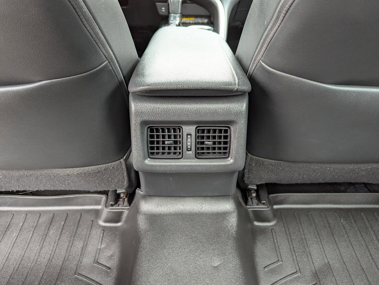Used 2018 Toyota Camry XSE w/ Audio Package FWD image 39