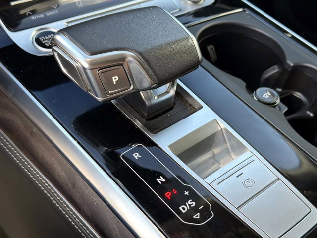 Used 2023 Audi Q8 Prestige image 26
