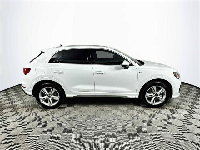 Certified 2023 Audi Q3 2.0T Premium w/ Convenience Package AWD/4WD image 8