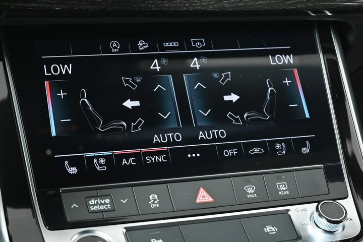 New 2025 Audi Q8 Premium Plus image 14