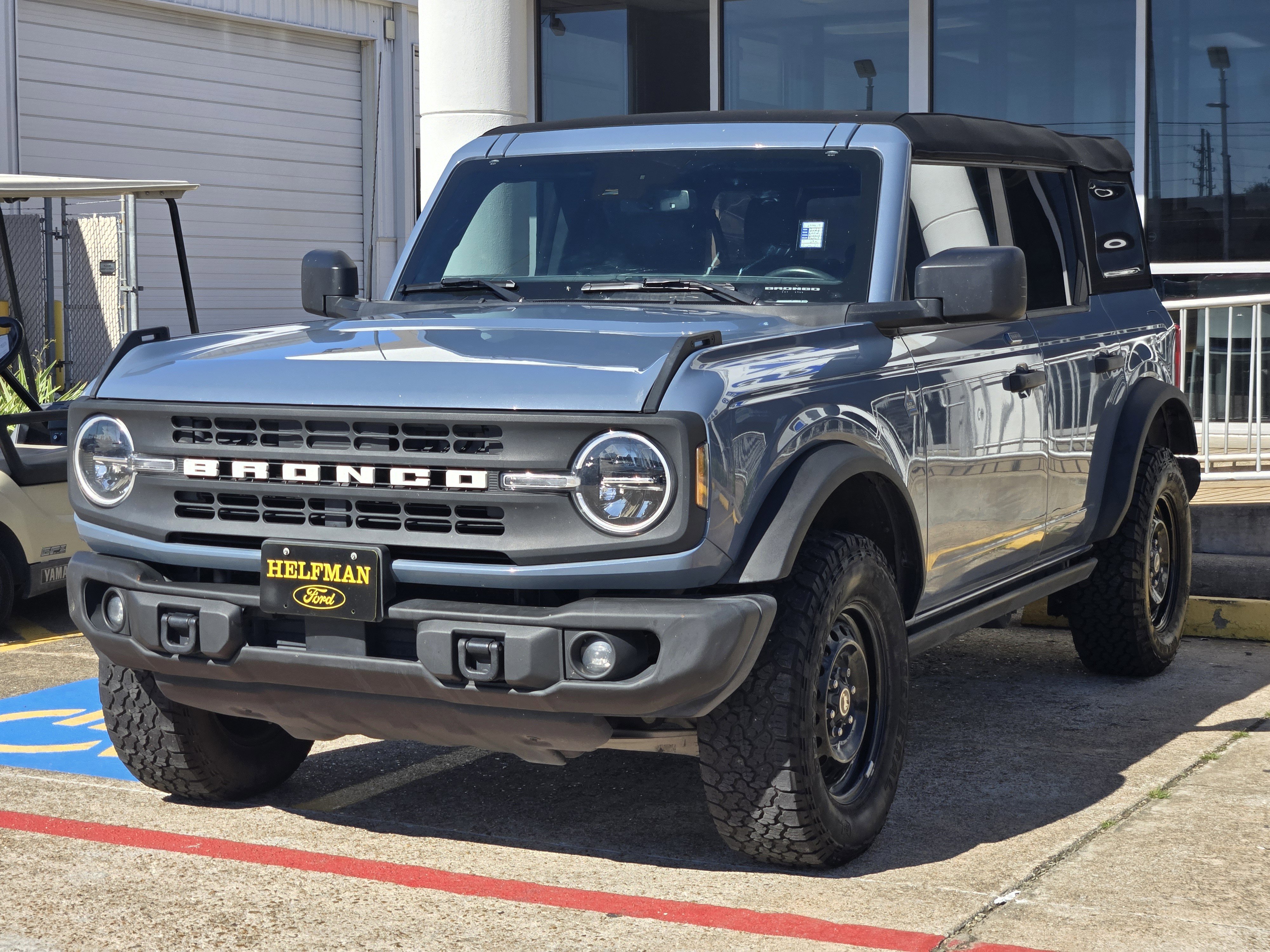 Certified 2023 Ford Bronco Black Diamond image 2