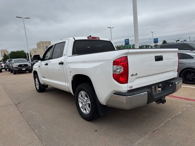 Used 2020 Toyota Tundra SR5 w/ SR5 Upgrade Package AWD/4WD image 11