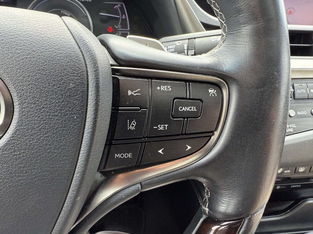 Used 2019 Lexus ES 300h FWD image 21