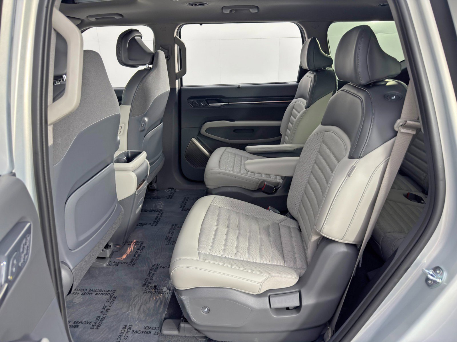 Used 2026 Kia EV9 Land image 45
