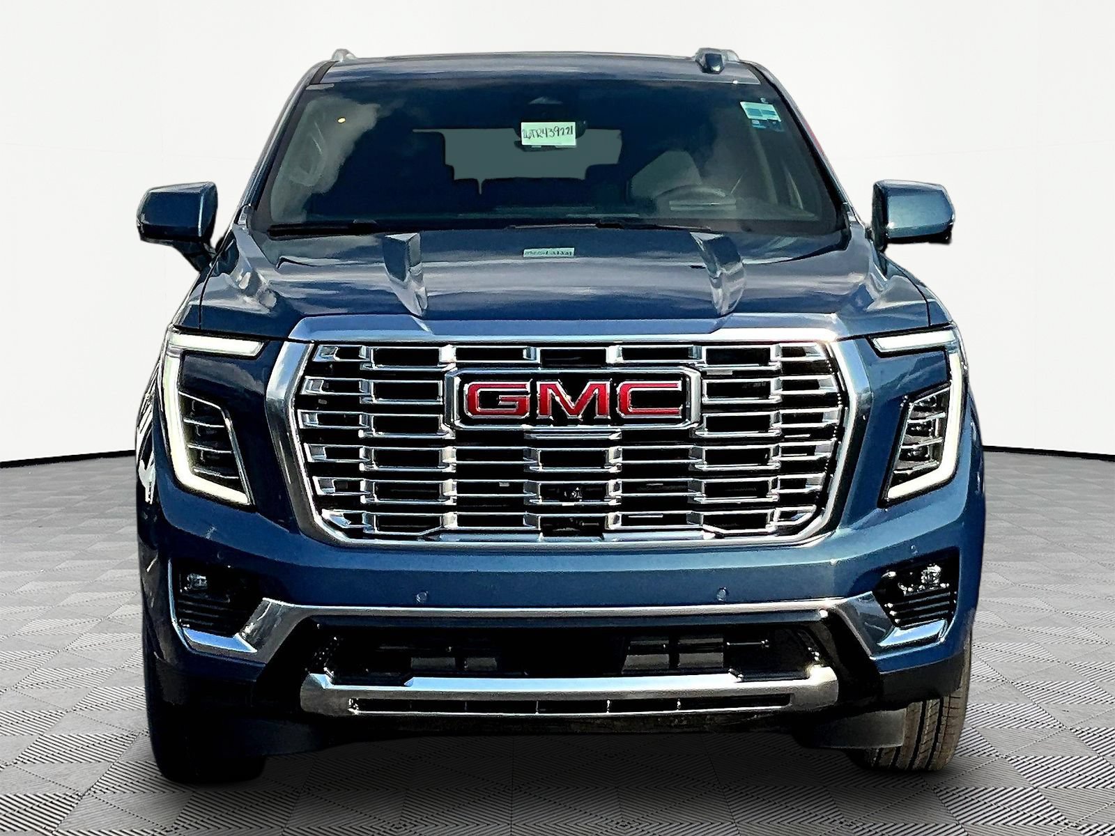New 2026 GMC Yukon XL Denali w/ Denali Reserve Package AWD/4WD image 2