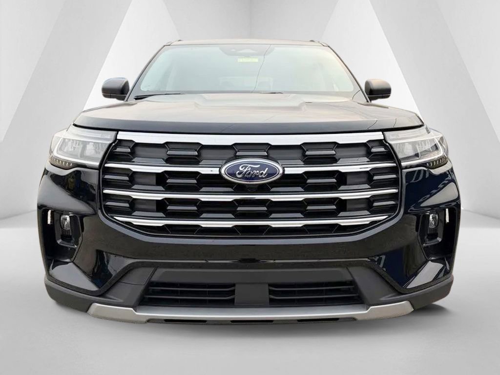 New 2026 Ford Explorer Active image 2