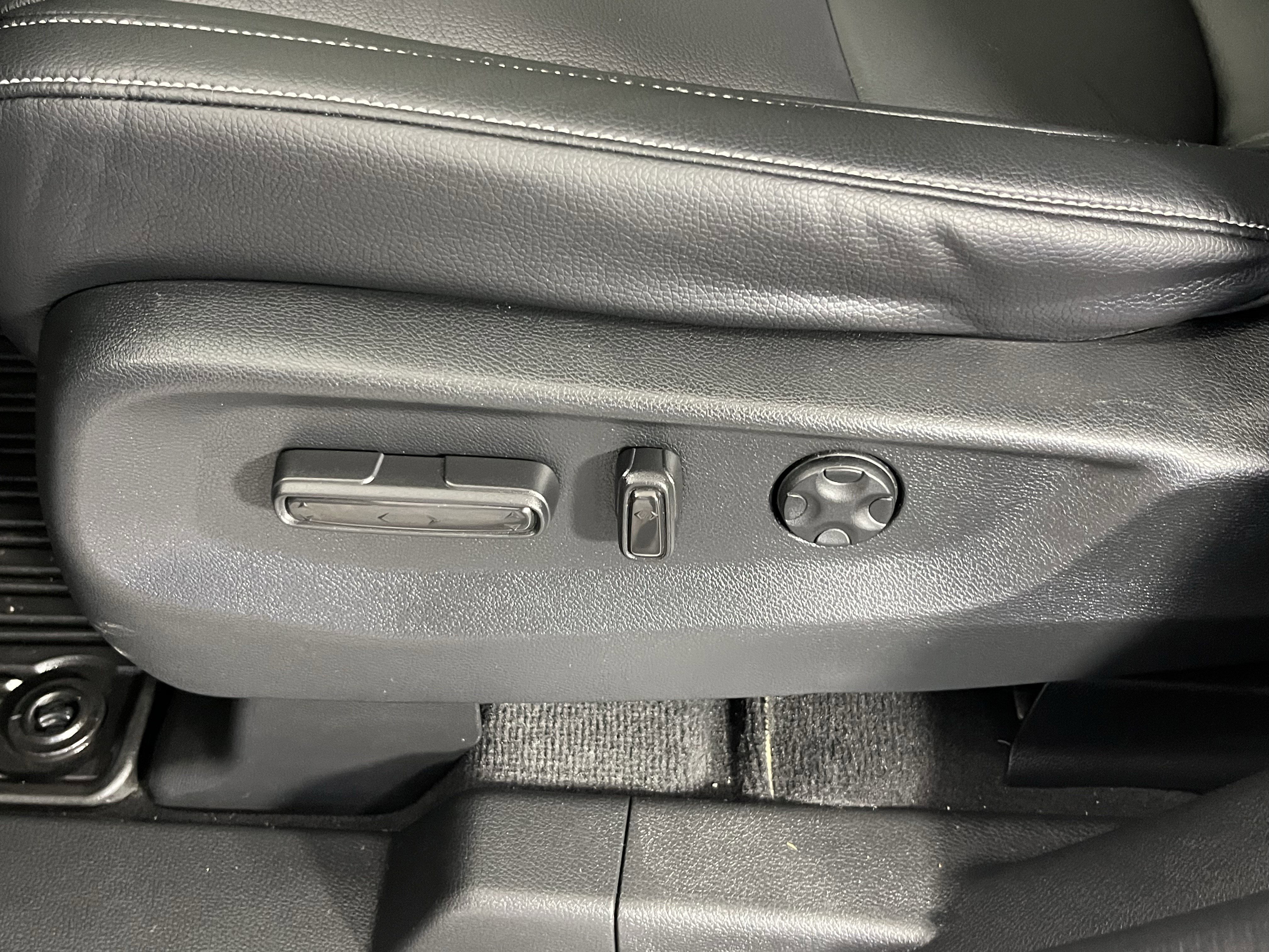 Used 2024 Honda Odyssey Touring image 17