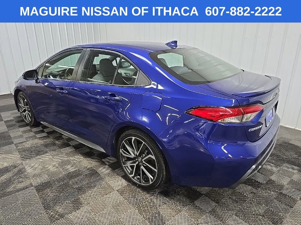 Used 2021 Toyota Corolla SE w/ SE Premium Package image 9