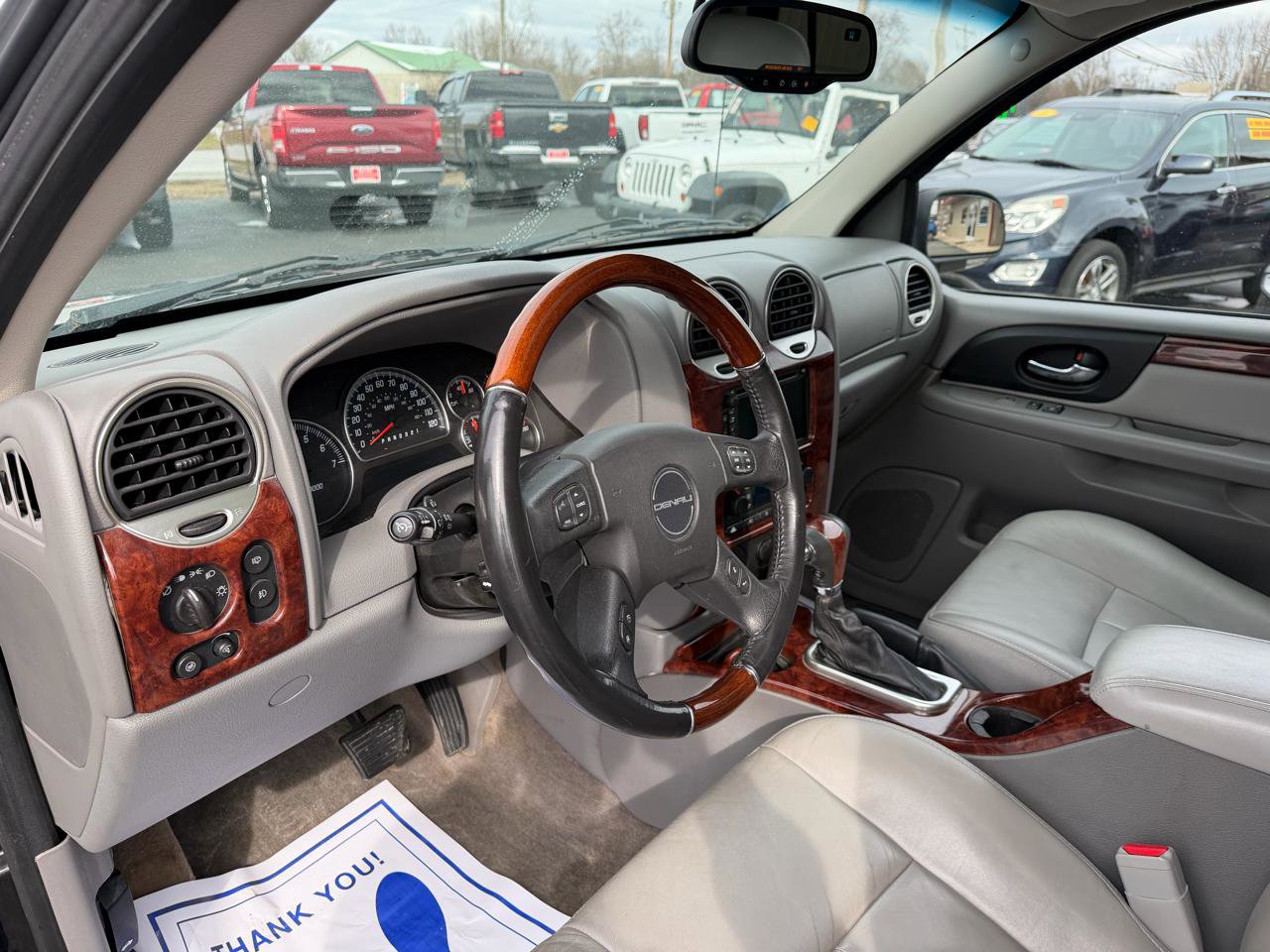 Used 2009 GMC Envoy Denali w/ Sun And 6-Disc Cd Package image 10