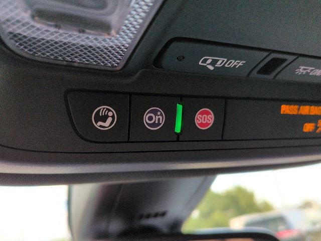 Used 2023 Buick Enclave Essence w/ Sport Touring Edition FWD image 25