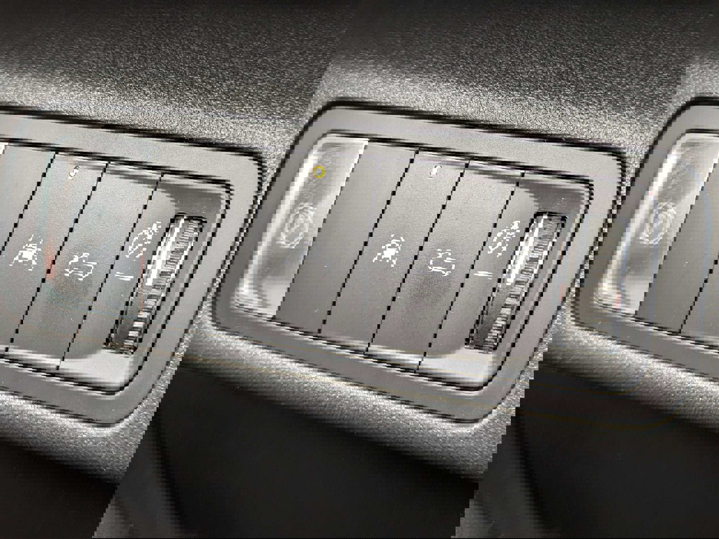 New 2026 Chevrolet Silverado EV LT image 11