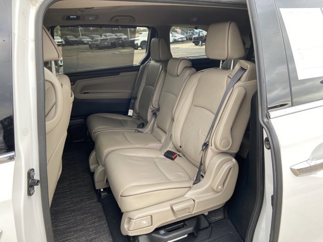 Used 2023 Honda Odyssey Elite image 18