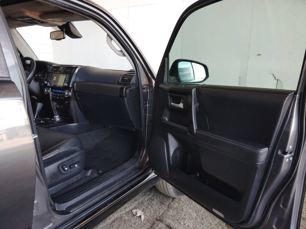 Used 2020 Toyota 4Runner Nightshade AWD/4WD image 10