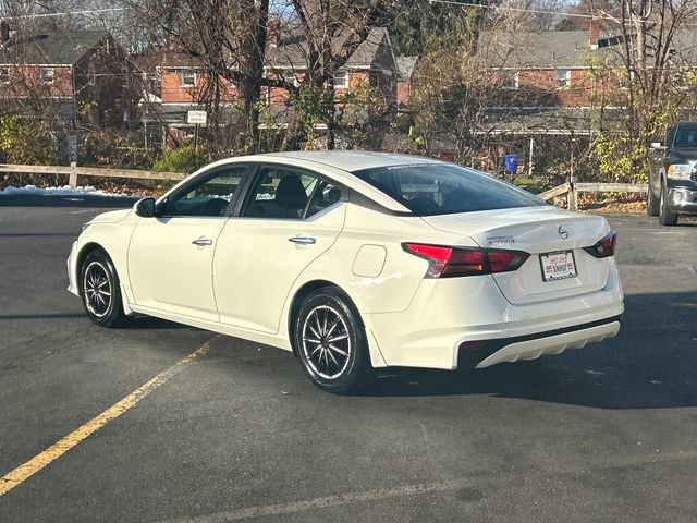 Used 2022 Nissan Altima 2.5 S image 5