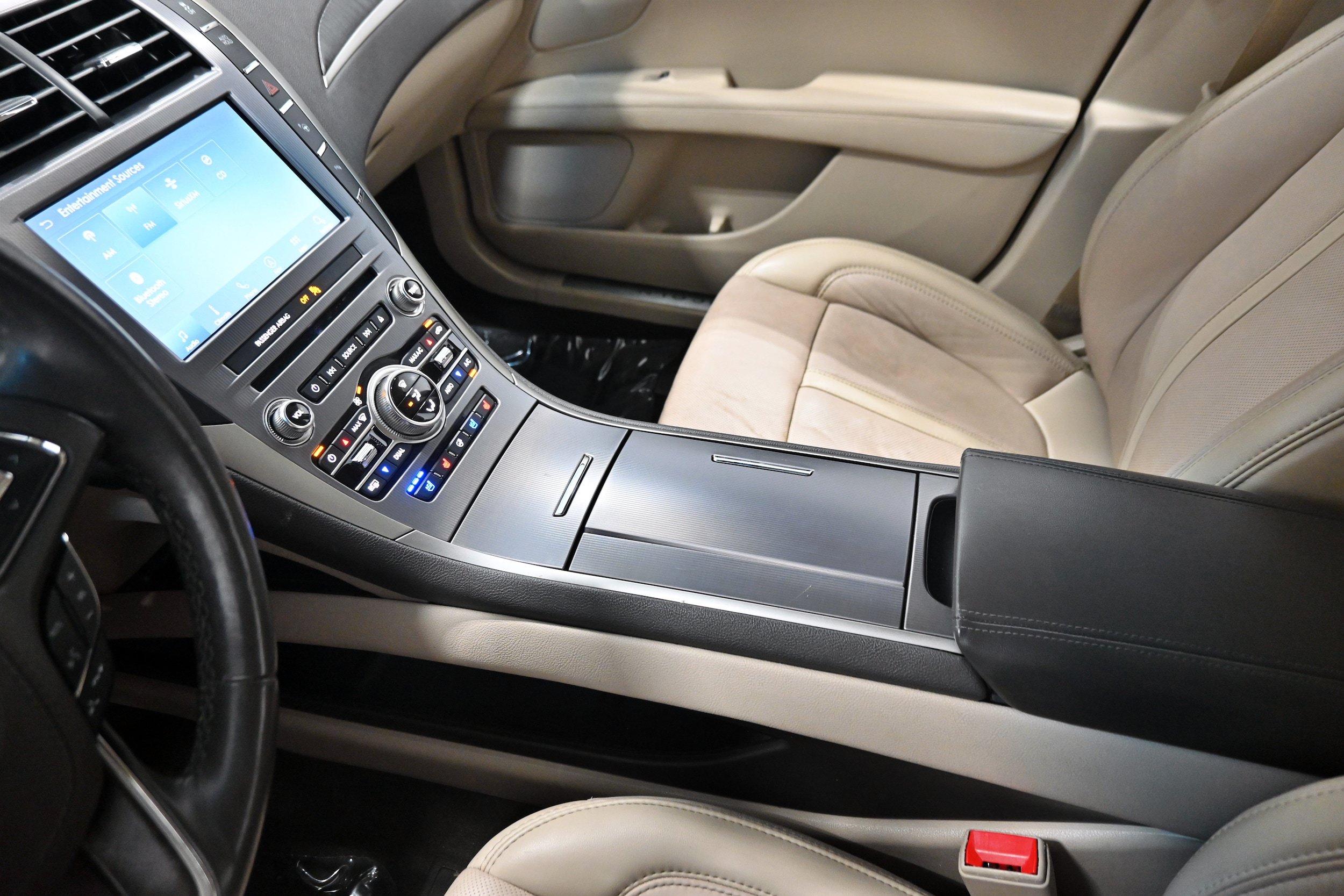 Used 2019 Lincoln MKZ Reserve AWD/4WD image 19