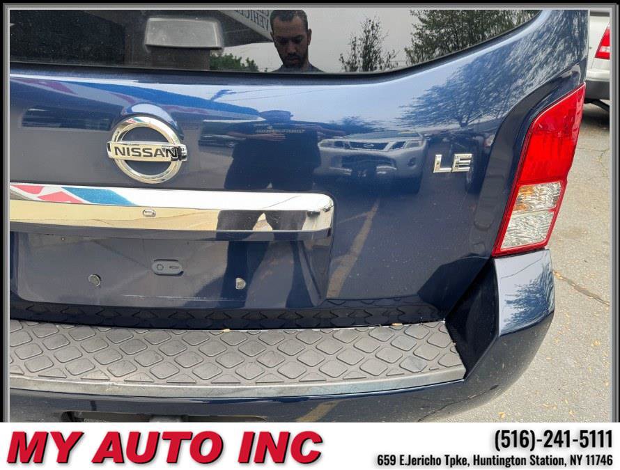 Used 2011 Nissan Pathfinder LE image 38
